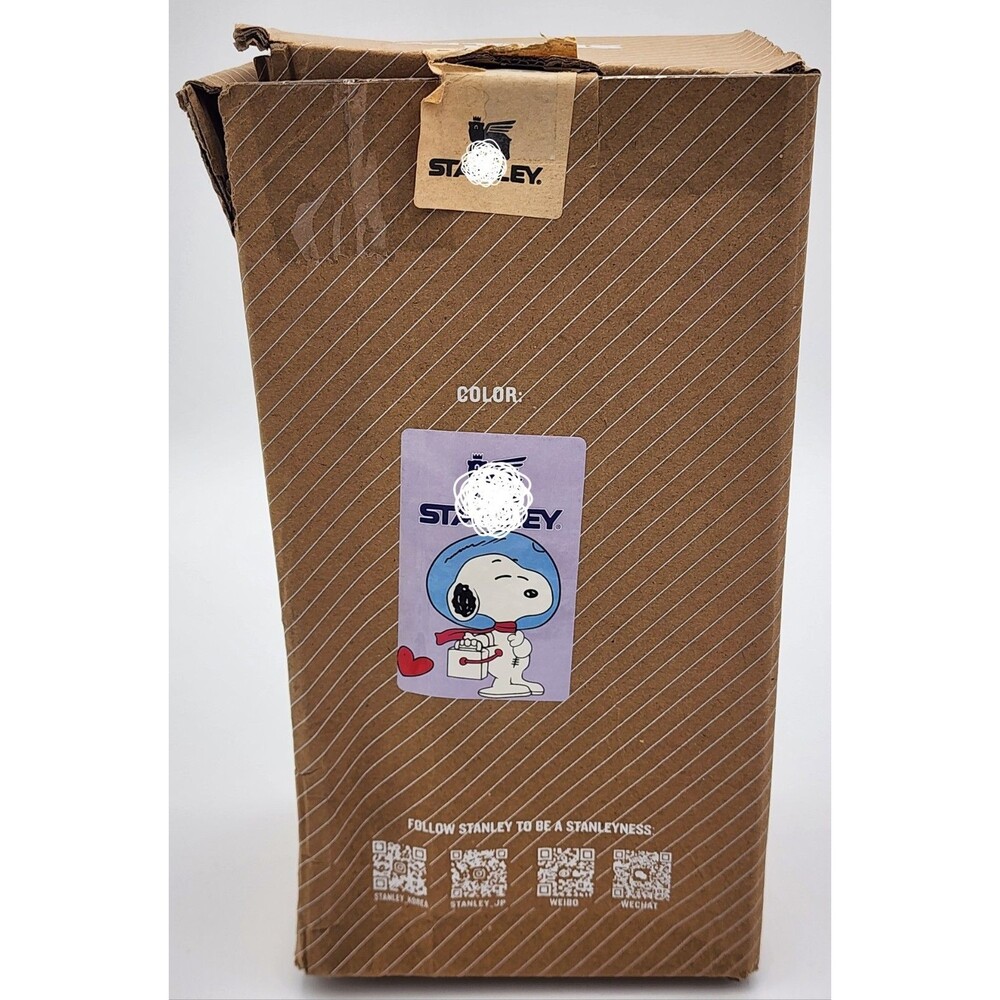 Stanley "Snoopy" Space Theme 40oz Tumbler *Limited* - Picture 16 of 16